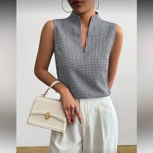Black Sleeveless Women's Top
